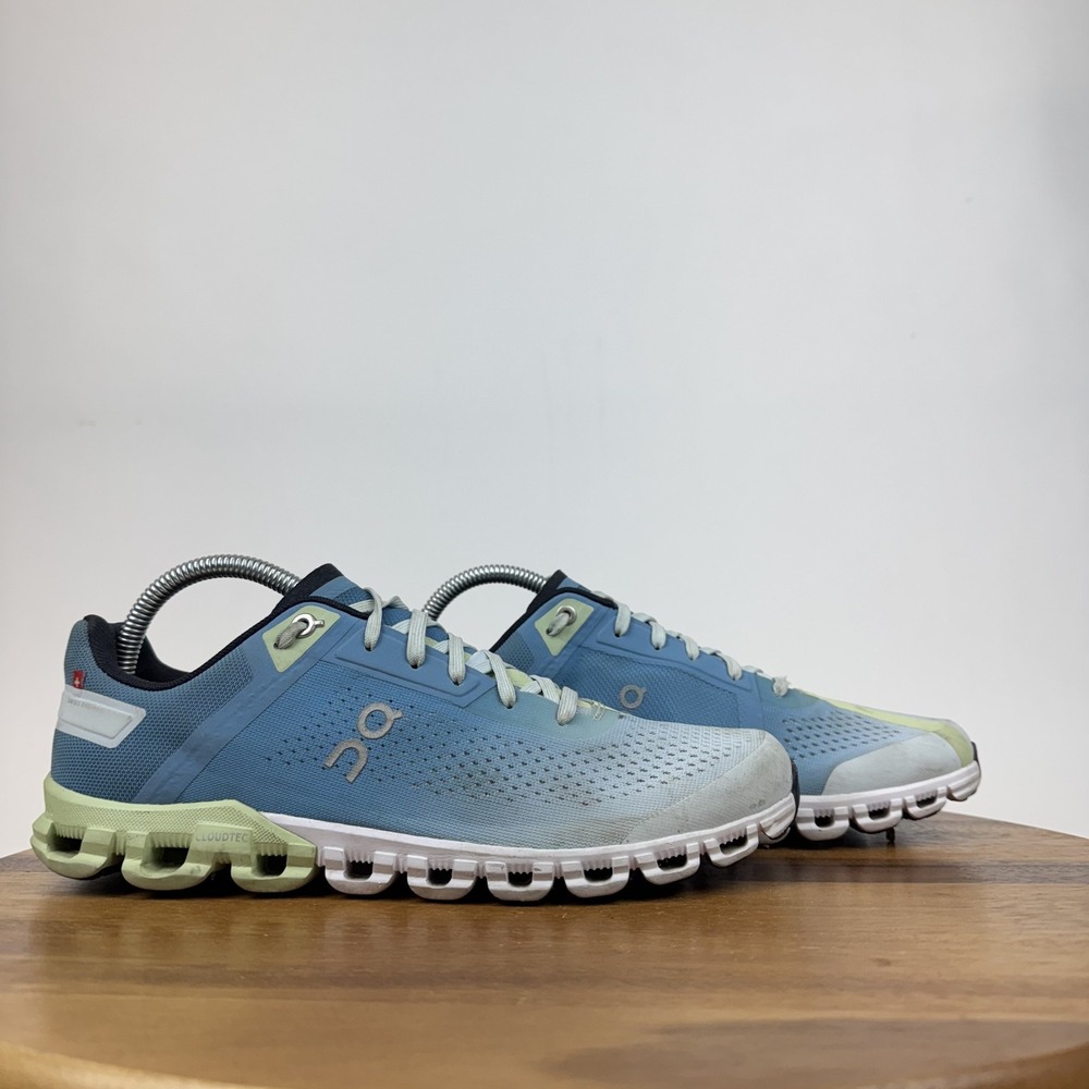 Womens On Cloudflow Blue Ombre Athletic Running Gym Road Sneakers Shoes Size 9 M